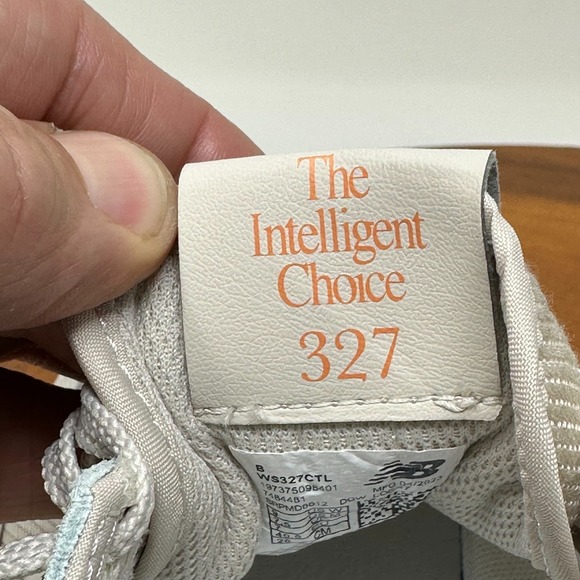 New Balance 327 Calia Sneakers Shoes Size 9 Turtledove - Picture 10 of 13
